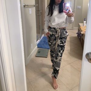 Unisex Gray Camo Pants (PACSUN)